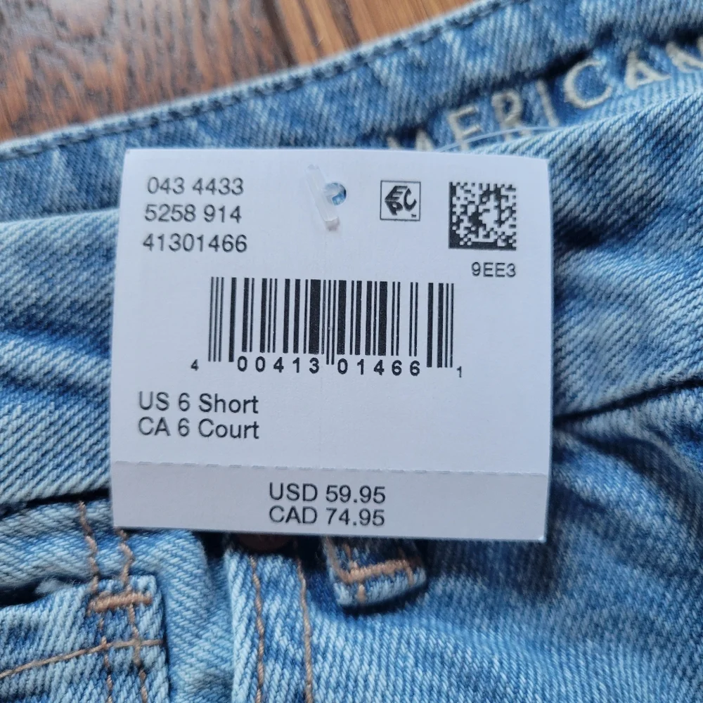 American Eagle Curvy Mom Jean In Medium Vintage Strigid - Picture 4 of 4